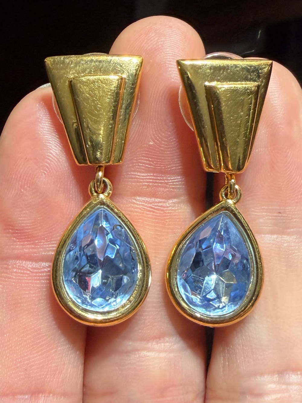 vintage Monet Gold Tone Blue Faceted Rhinestone Pear Dangle Post Earrings